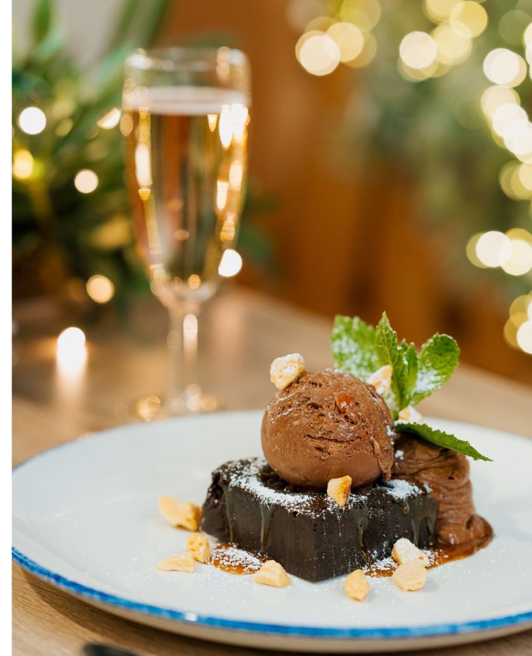 Festive Lunch & Dinner at Pitcher & Piano